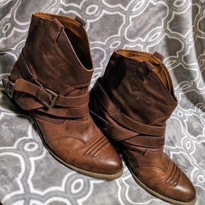 Beautiful Nine West Boots❤️